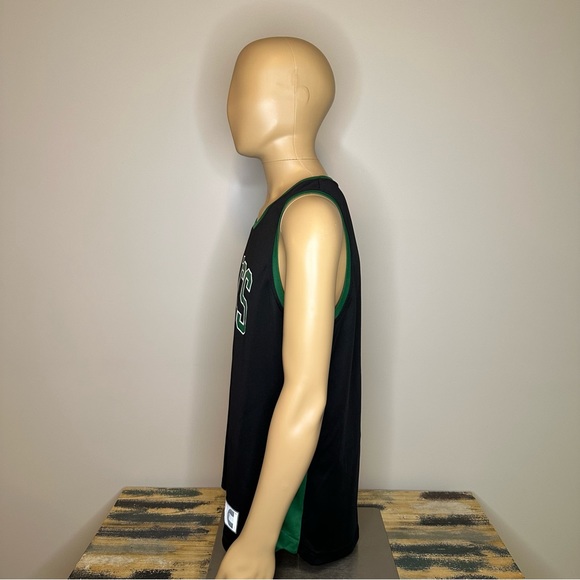 Jayson Tatum Boston Celtics Jersey - Picture 2 of 4